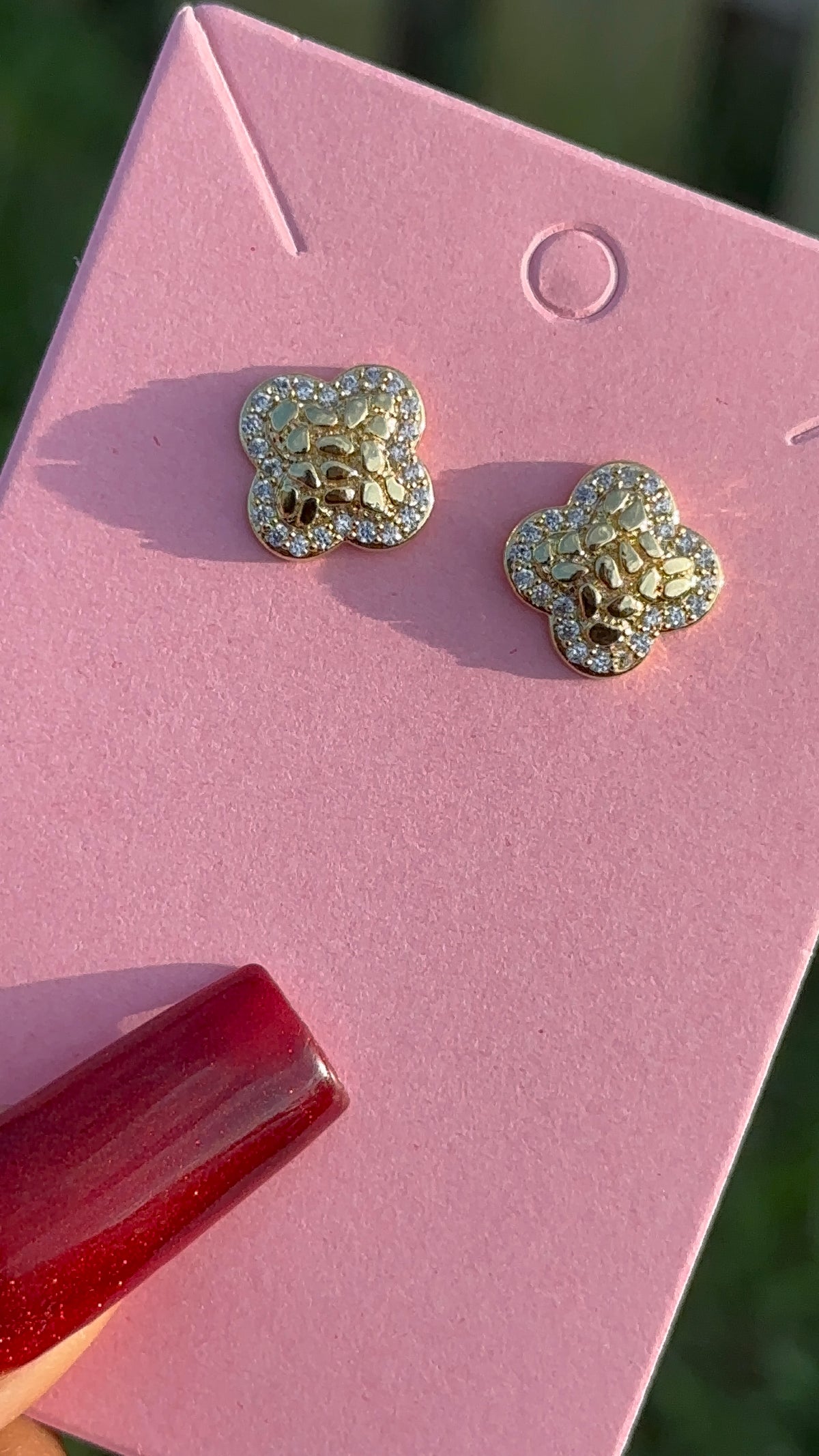 Gold Nugget Studded Clover Earrings
